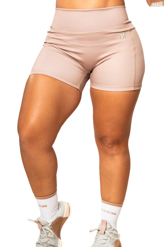 Short Dynamic Nude