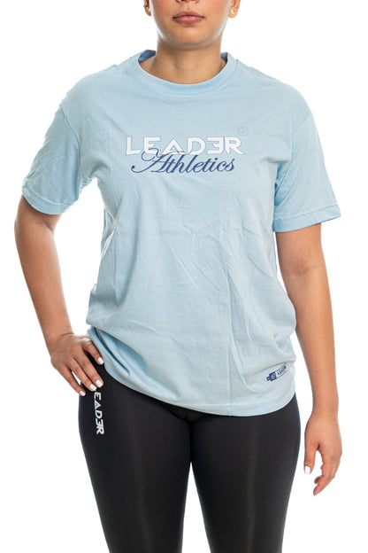 Camiseta Leader Athletics - Azul Celeste (Unisex)