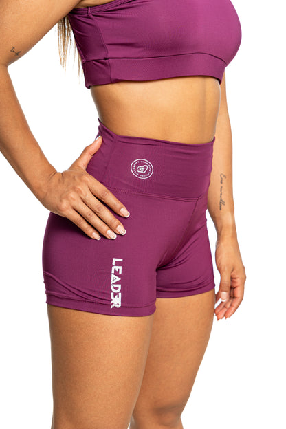 Short Berenjena Leader